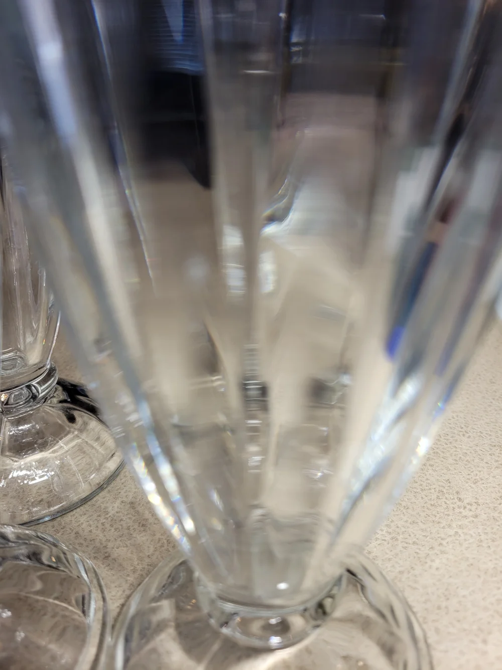 Set of 4 Vintage Clear Glass Milkshake / Soda Fountain Glasses - 12oz
